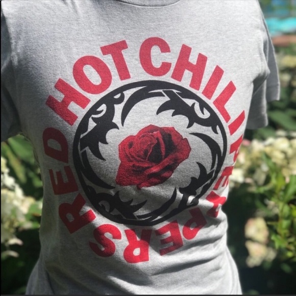 RED HOT CHILI PEPPERS CONCERT BAND TEE SHIRT M - Picture 2 of 5